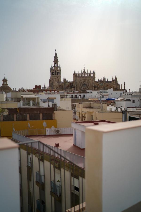 Azahar Cathedral Sevilla Εξωτερικό φωτογραφία